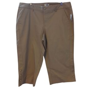 Cato Tan Cropped Pants Size 16W NWT